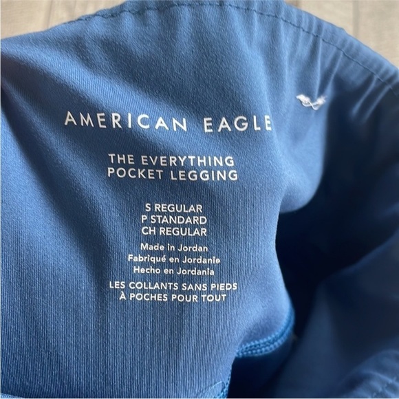 American Eagle Size Small Blue High-Waisted Leggings. Inseam is about 26 inches - Picture 3 of 6